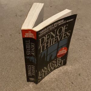 Den Of Thieves - James B Stewart Book